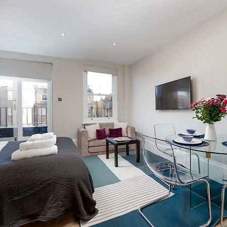 Capital Sloane Street Studio With Balcony Londra Esterno foto